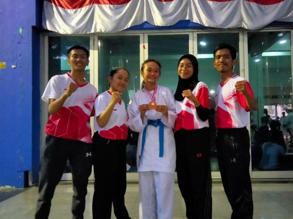 Baru 1 Bulan Jadi Siswa Sudah Bawa Medali Untuk Smansa